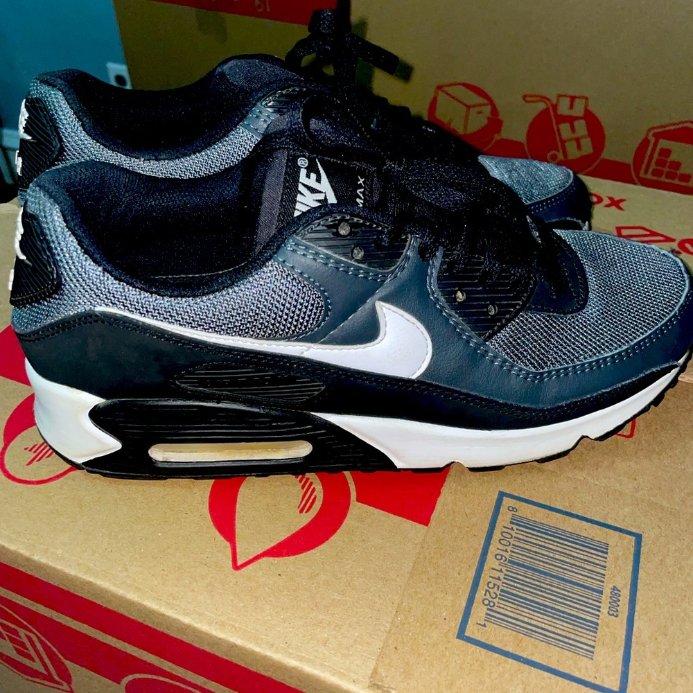 AirMax Sneakers